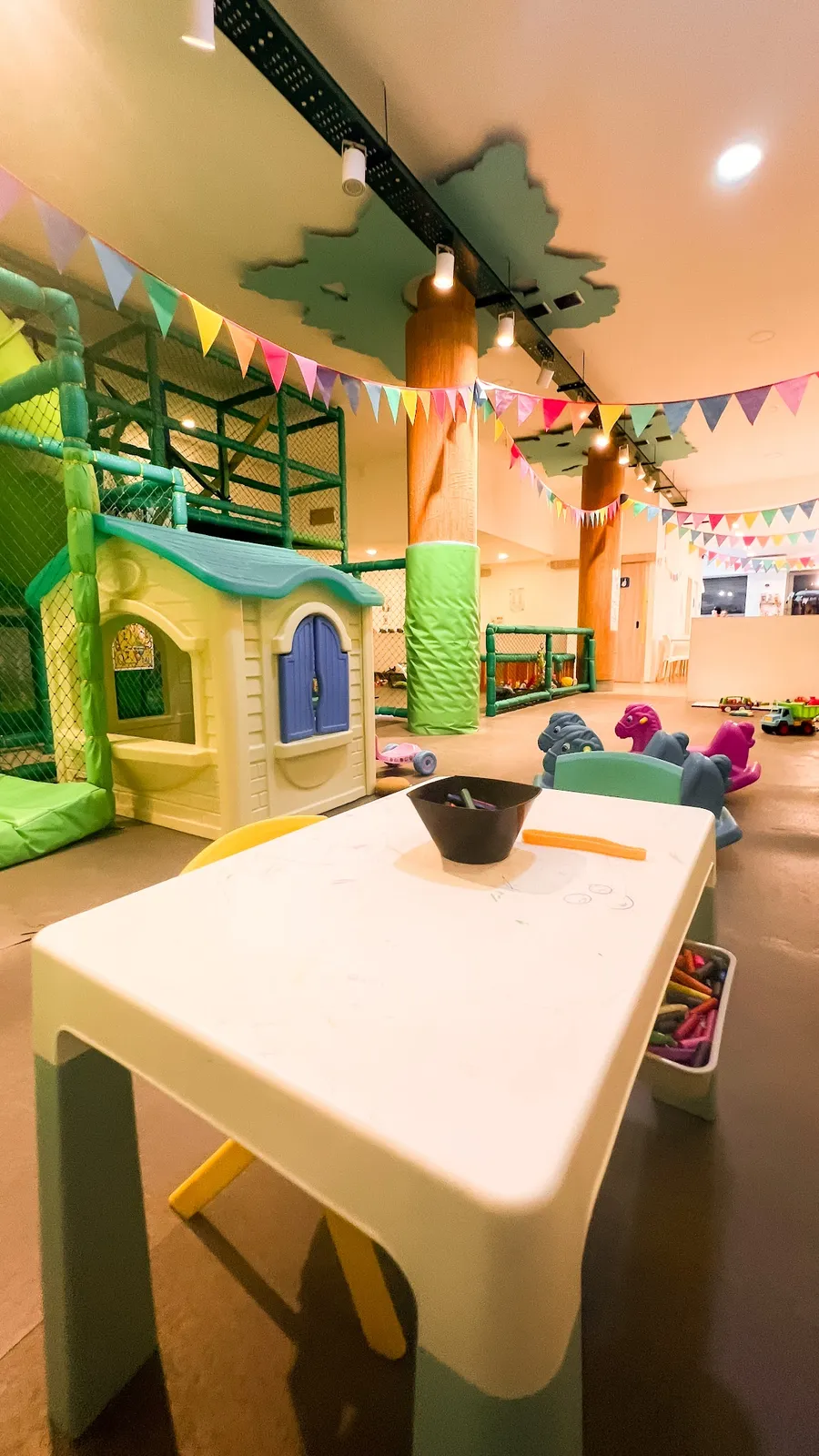 Kids Club Café