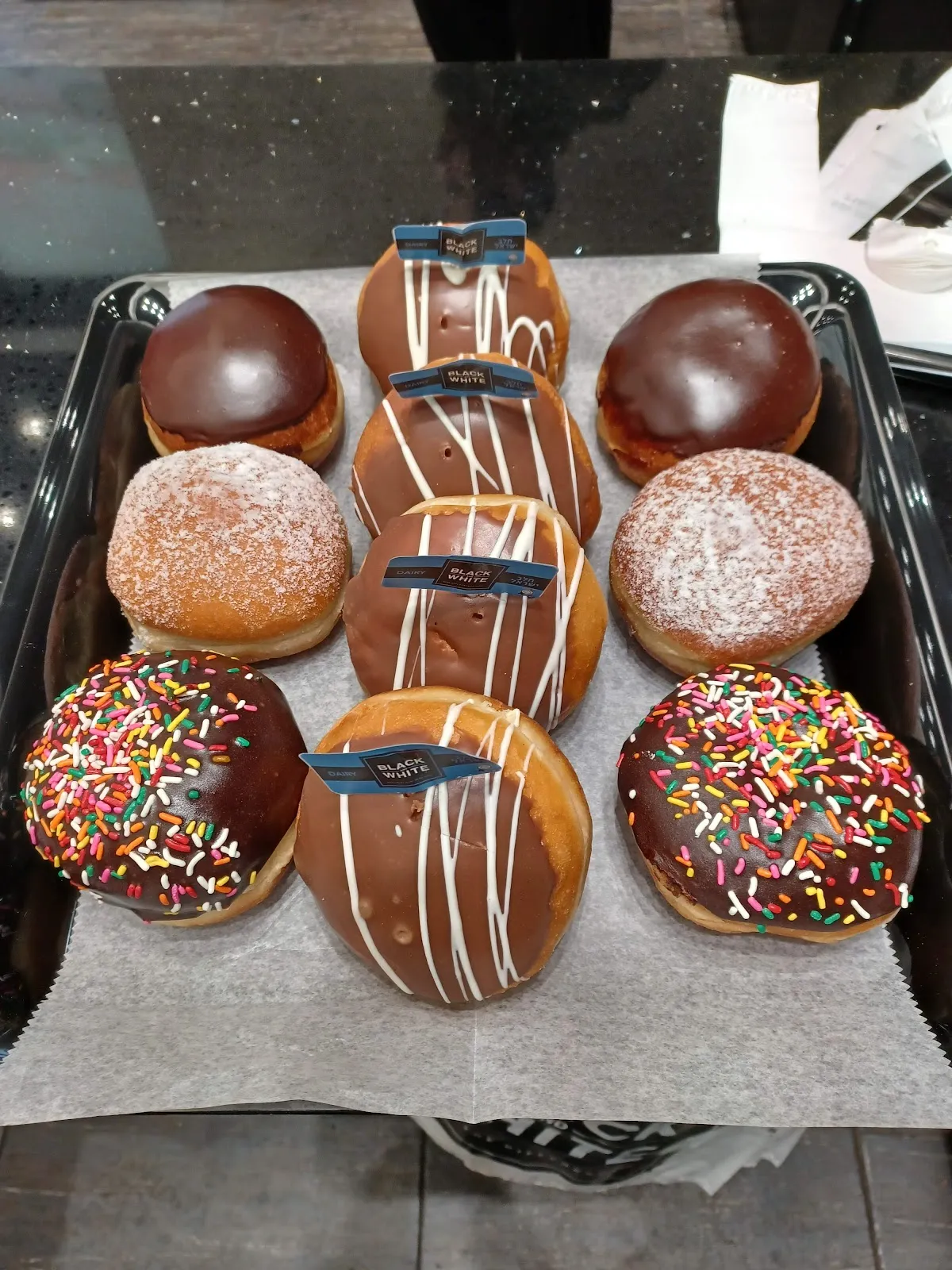 Black & White Kosher Bakery — foto 4
