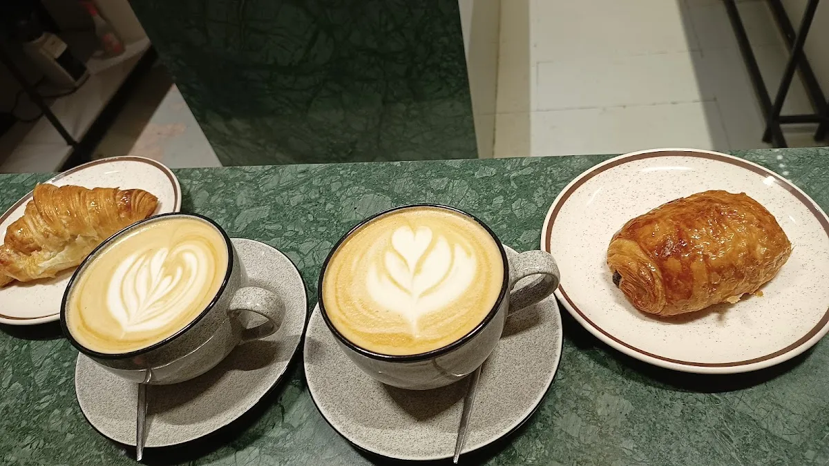 Bari coffee & drinks — photo 2