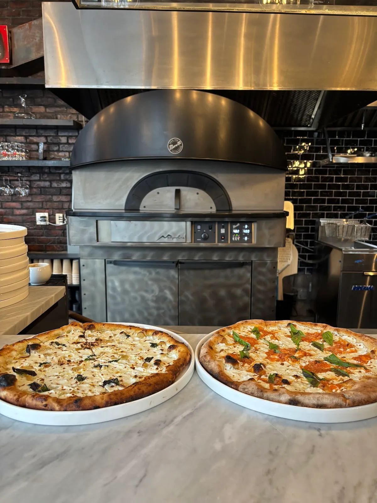 Biarritz Kosher Pizza and Wine Bar — foto 2