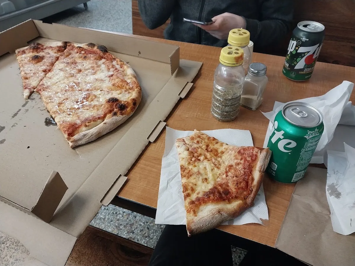 Amnon's Kosher Pizza — foto 2