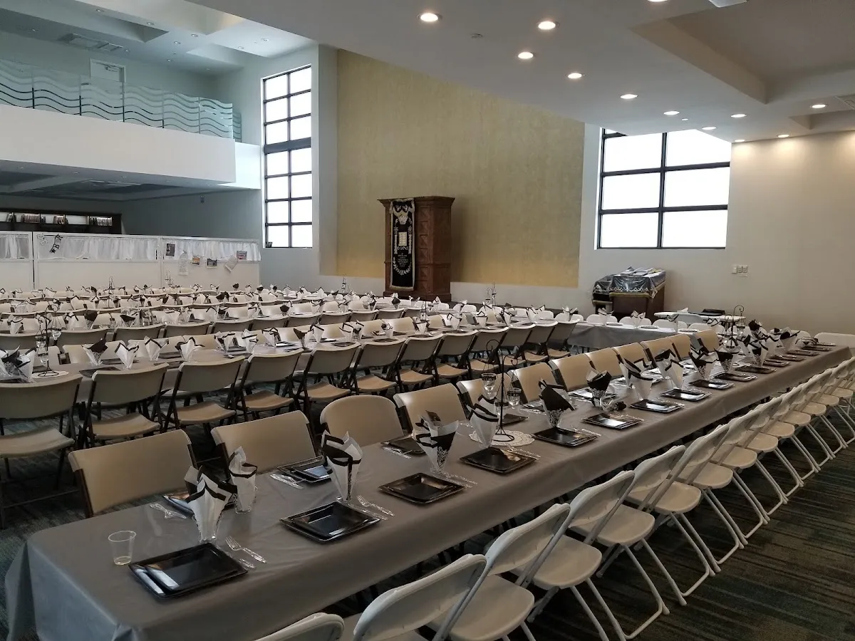 Bais Menachem Chabad of N. Miami Beach — photo 3