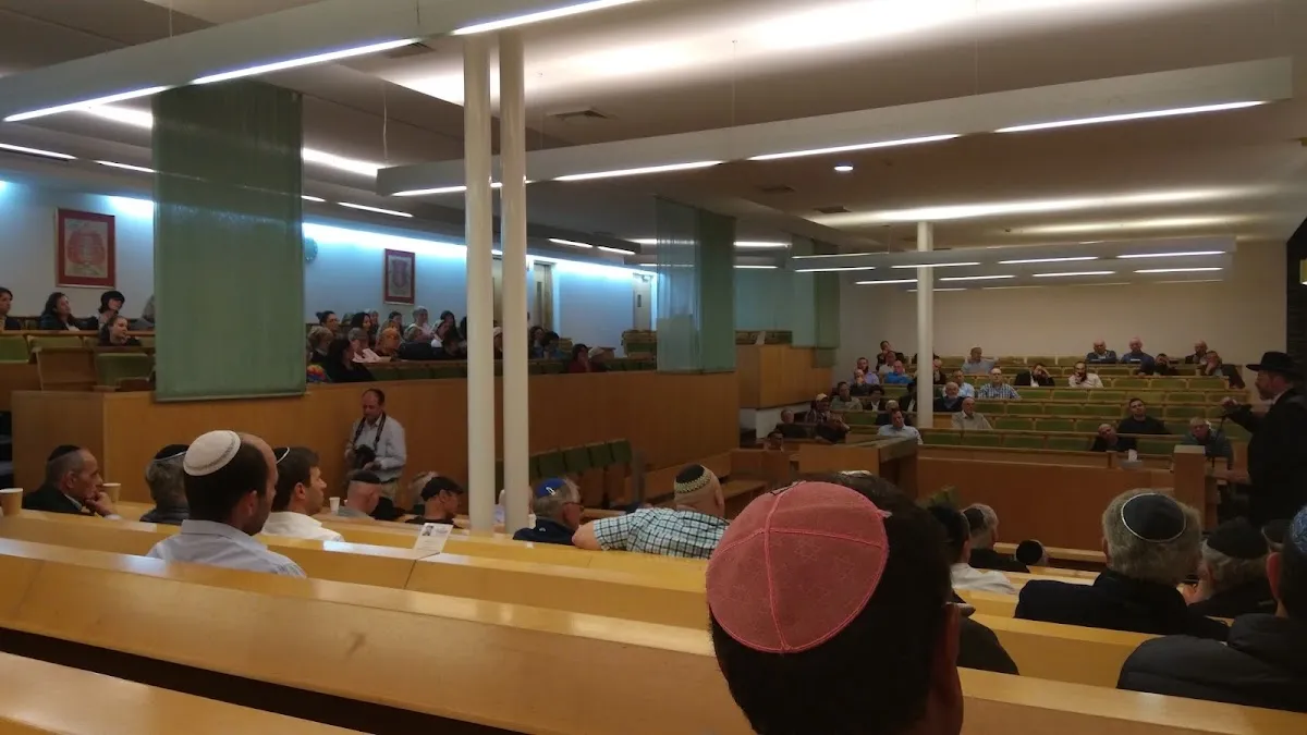 Beis Menachem Chabad - Dover Heights Shule