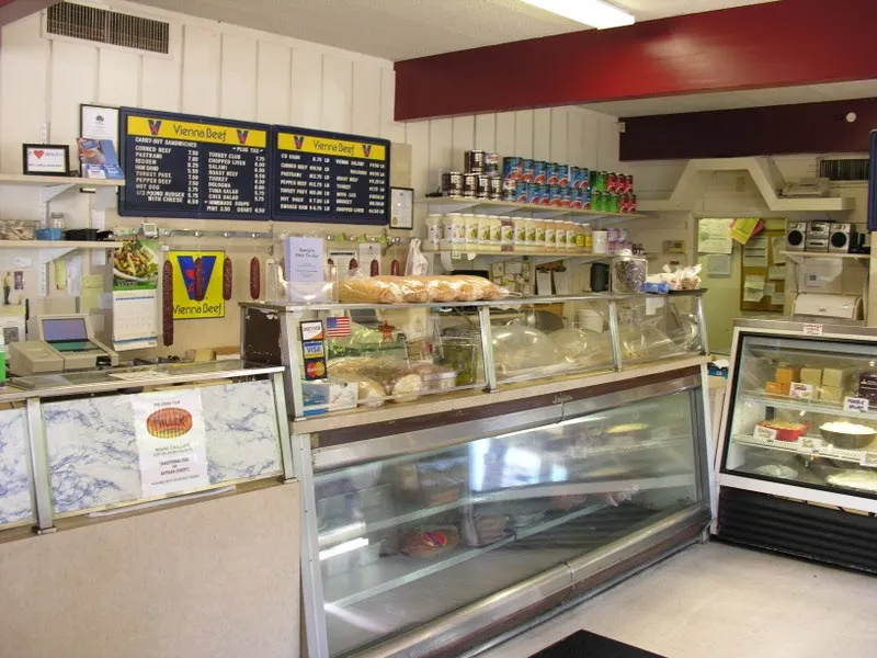 Benji's Deli & Restaurant