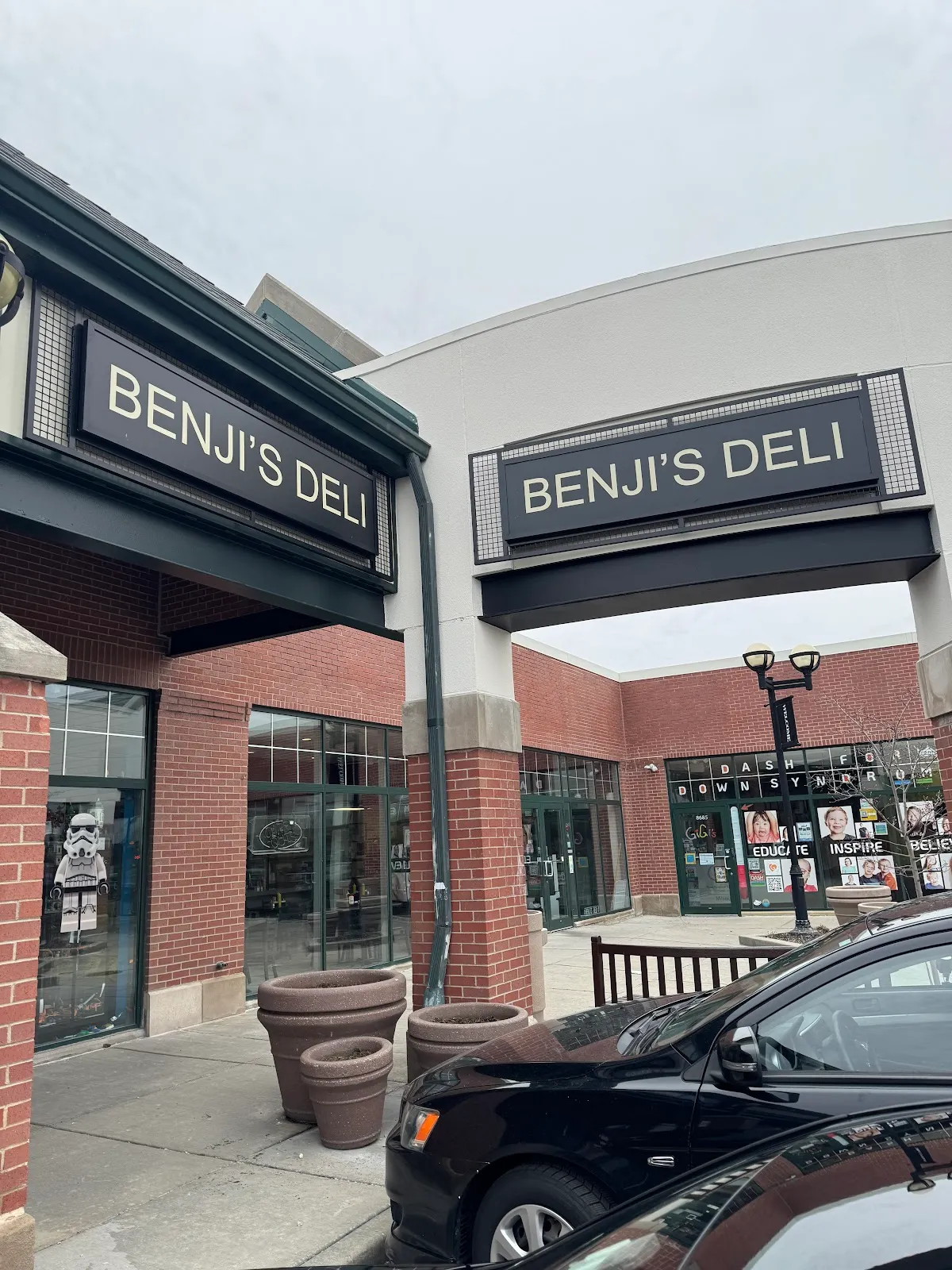 Benji's Deli