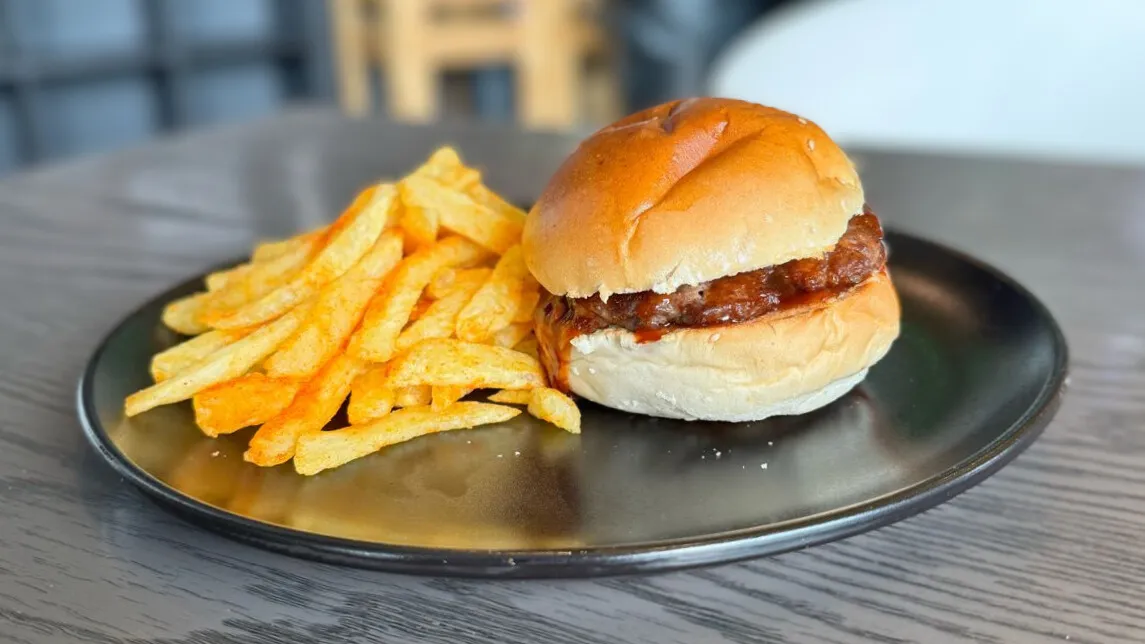 Burger Park - Kosher Grill Fairmount — photo 4