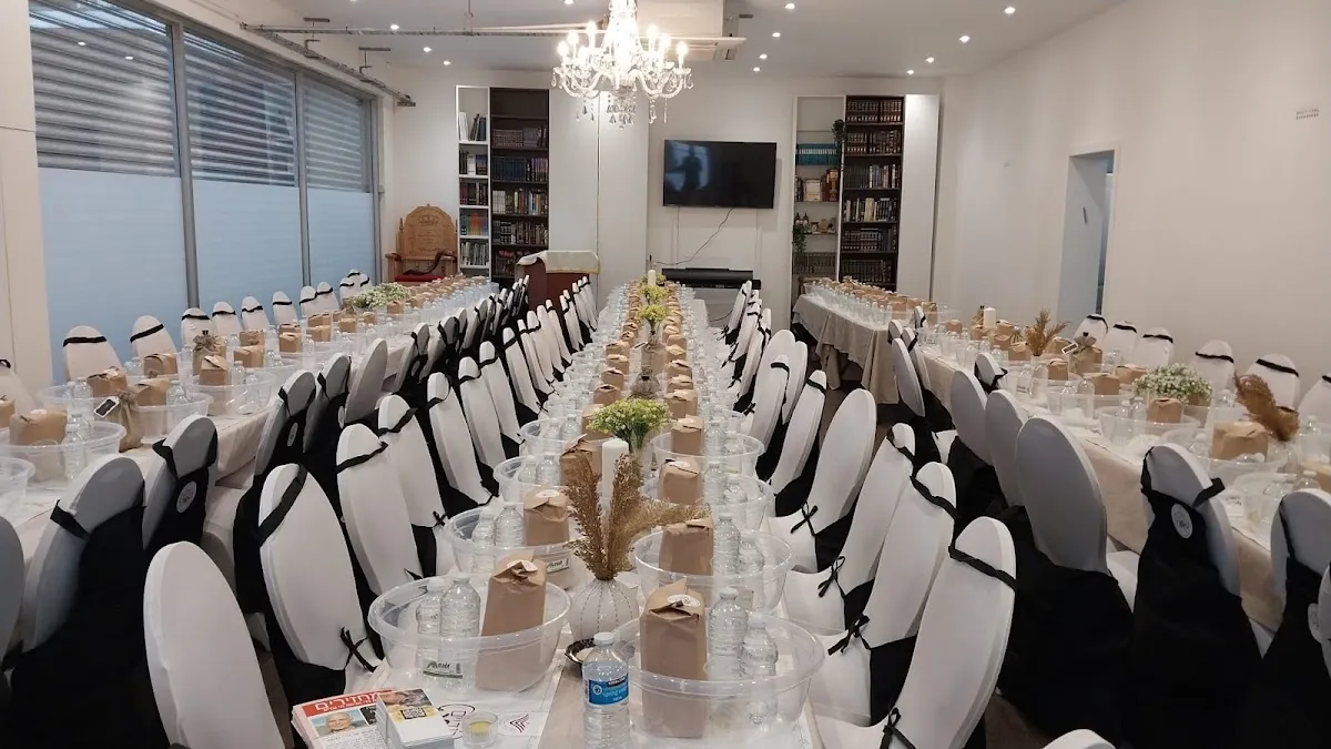 בית חב"ד הישראלי לונדון Chabad israeli centre London NW11 — photo 2