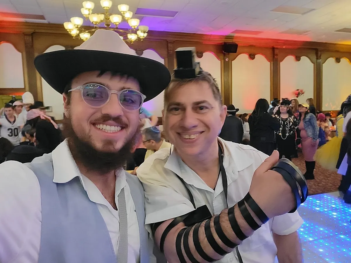 Chabad Jewish Center Of Hancock Park — photo 5