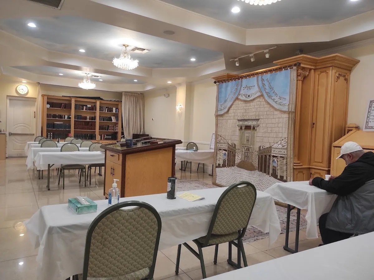 Chabad Persian Youth Center (CPY)