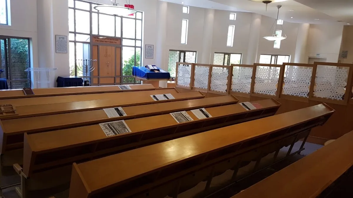 Claremont Shul — foto 5