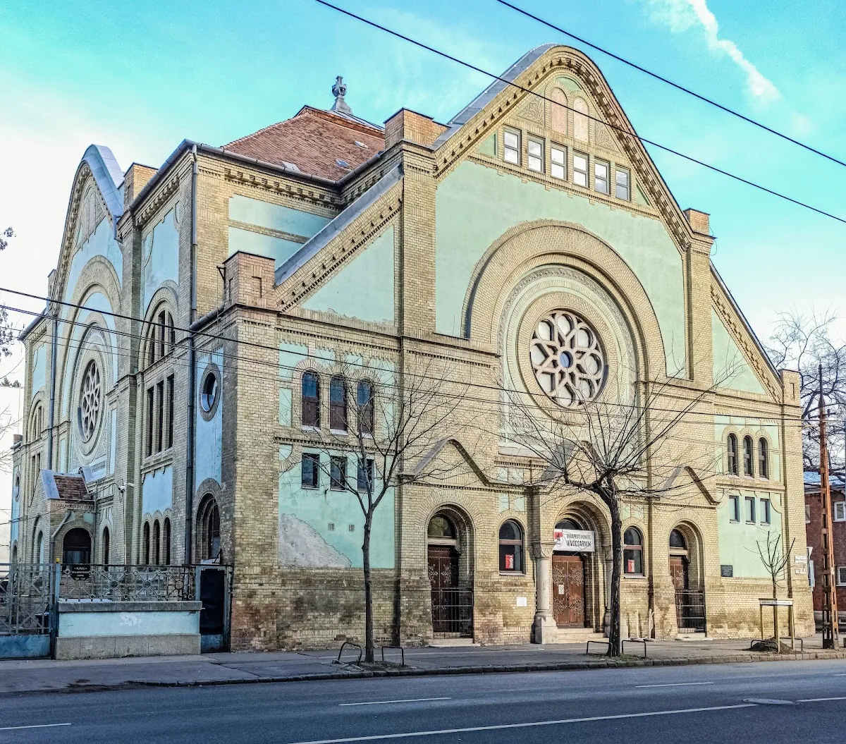 Dozsa Gyorgy street synagogue