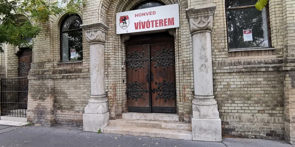 Dozsa Gyorgy street synagogue — foto 4