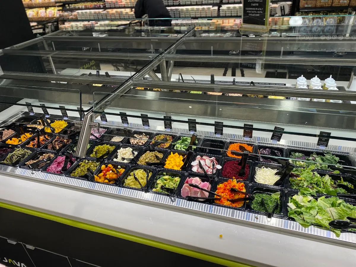 Evergreen Kosher Market Uptown — photo 4