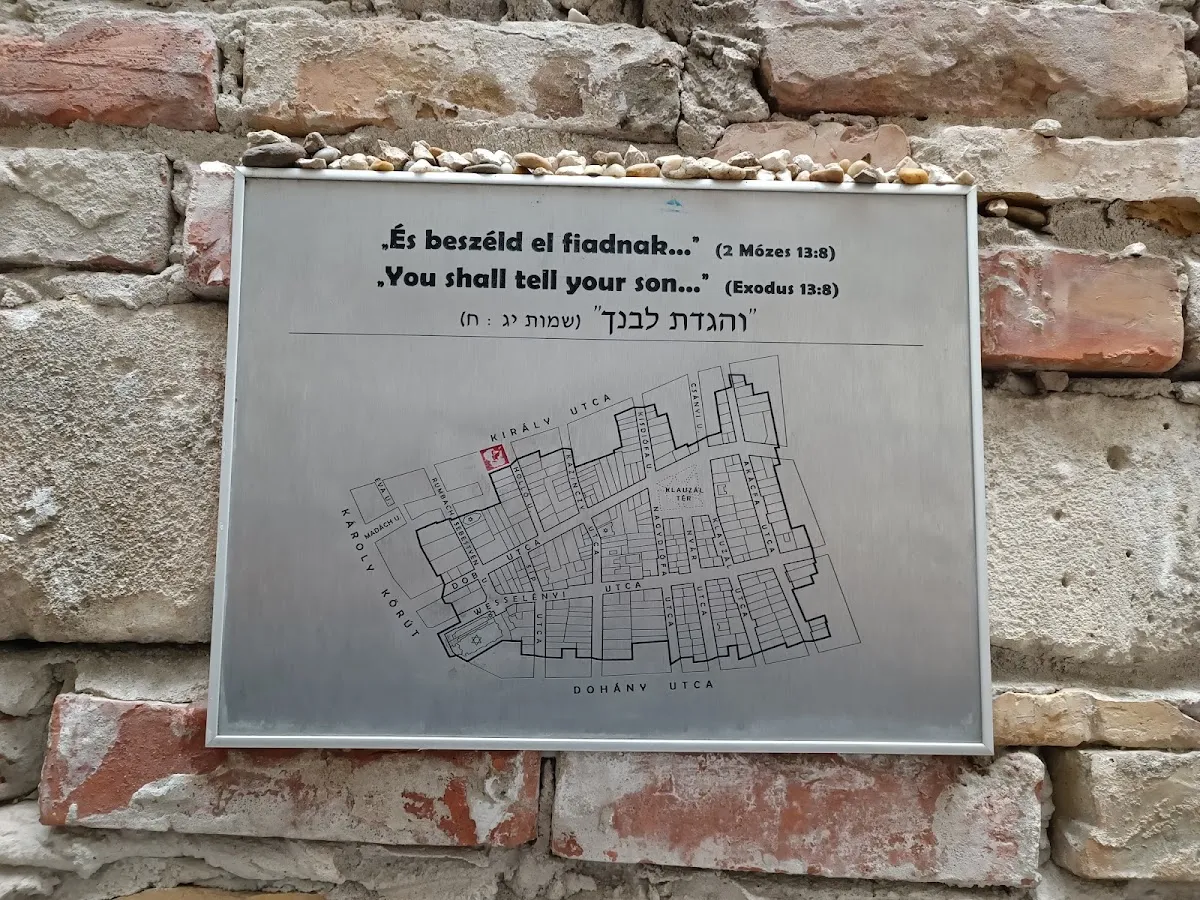 Fragmento de muro del Guetto judío