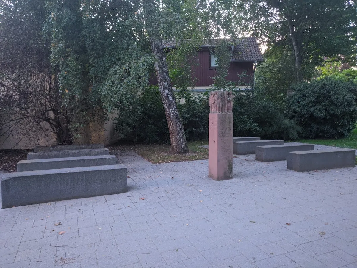 Gedenkstätte der Synagoge Rödelheim — foto 3