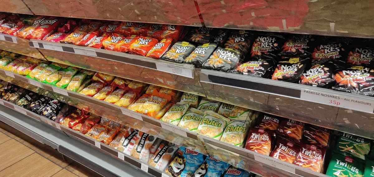 Halperns Kosher Supermarket — foto 2