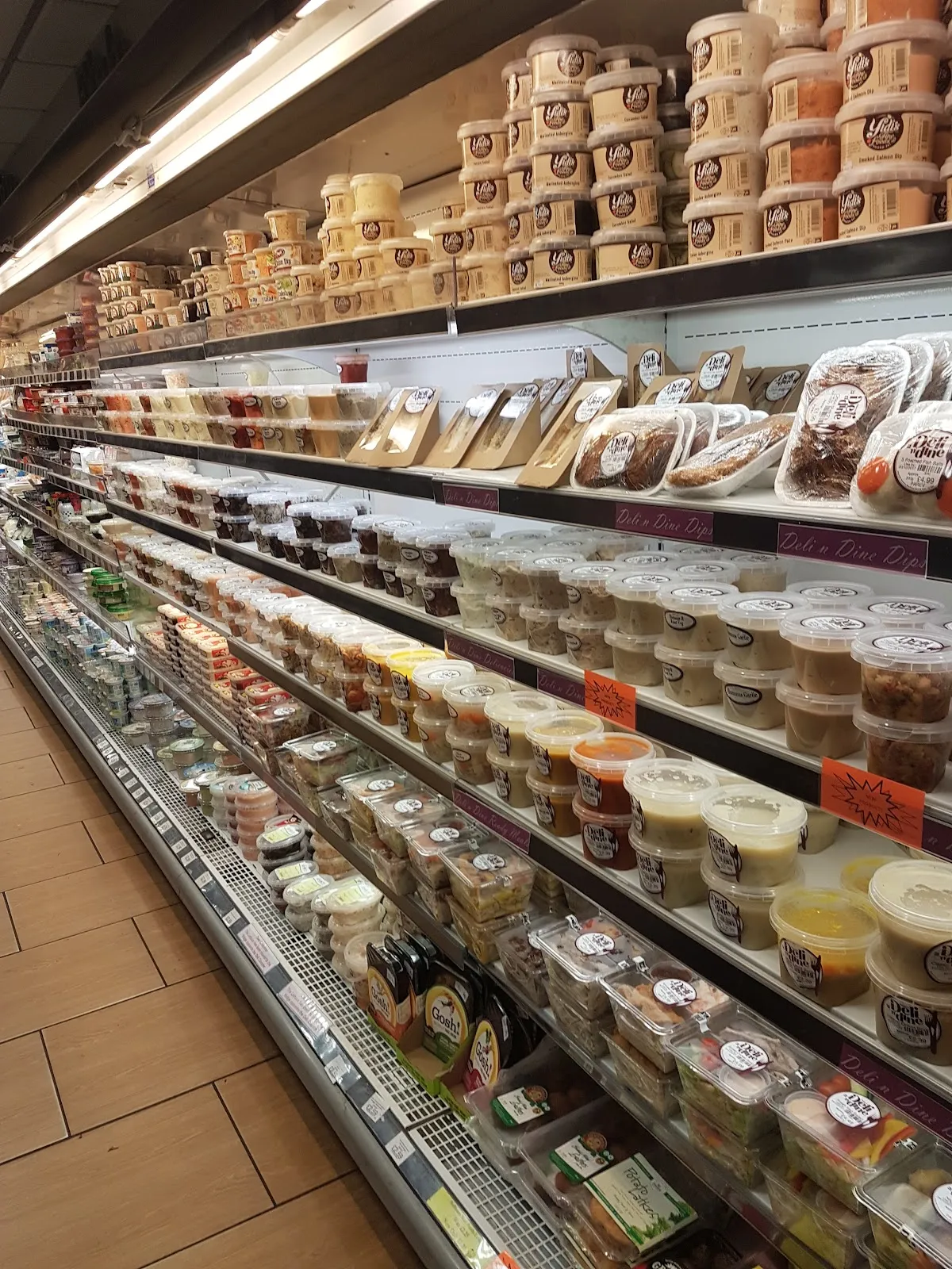 Halperns Kosher Supermarket — foto 4