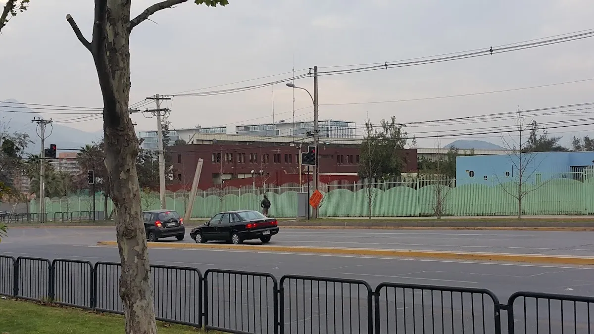Instituto Hebreo Dr. Chaim Weizmann — foto 3
