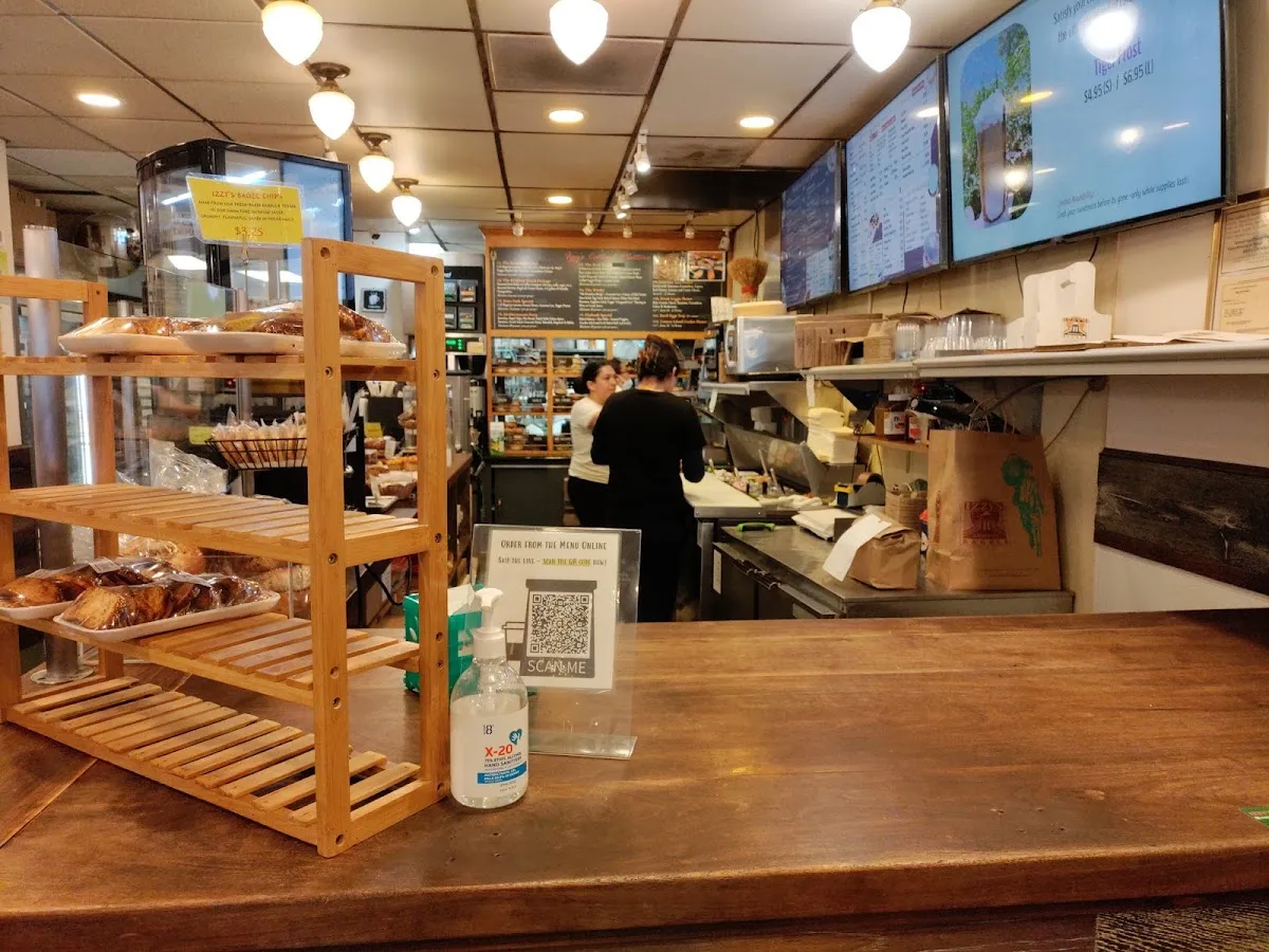 Izzy's Brooklyn Bagels — foto 5