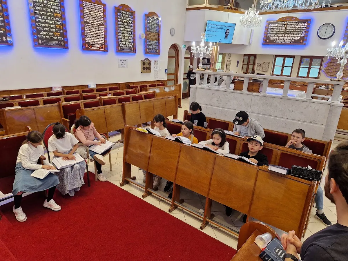 JACHAD Gemeindesynagoge בית הכנסת הבוכרי המרכזי — photo 2