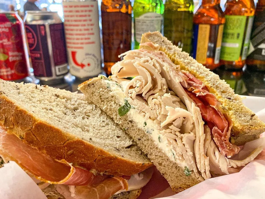 Katzinger's Delicatessen — foto 5