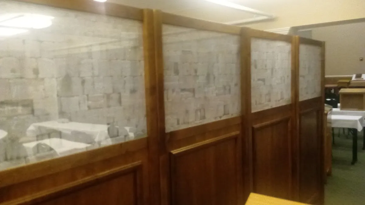 Khal Ahavas Yisroel Tzemach Tzedek — photo 5