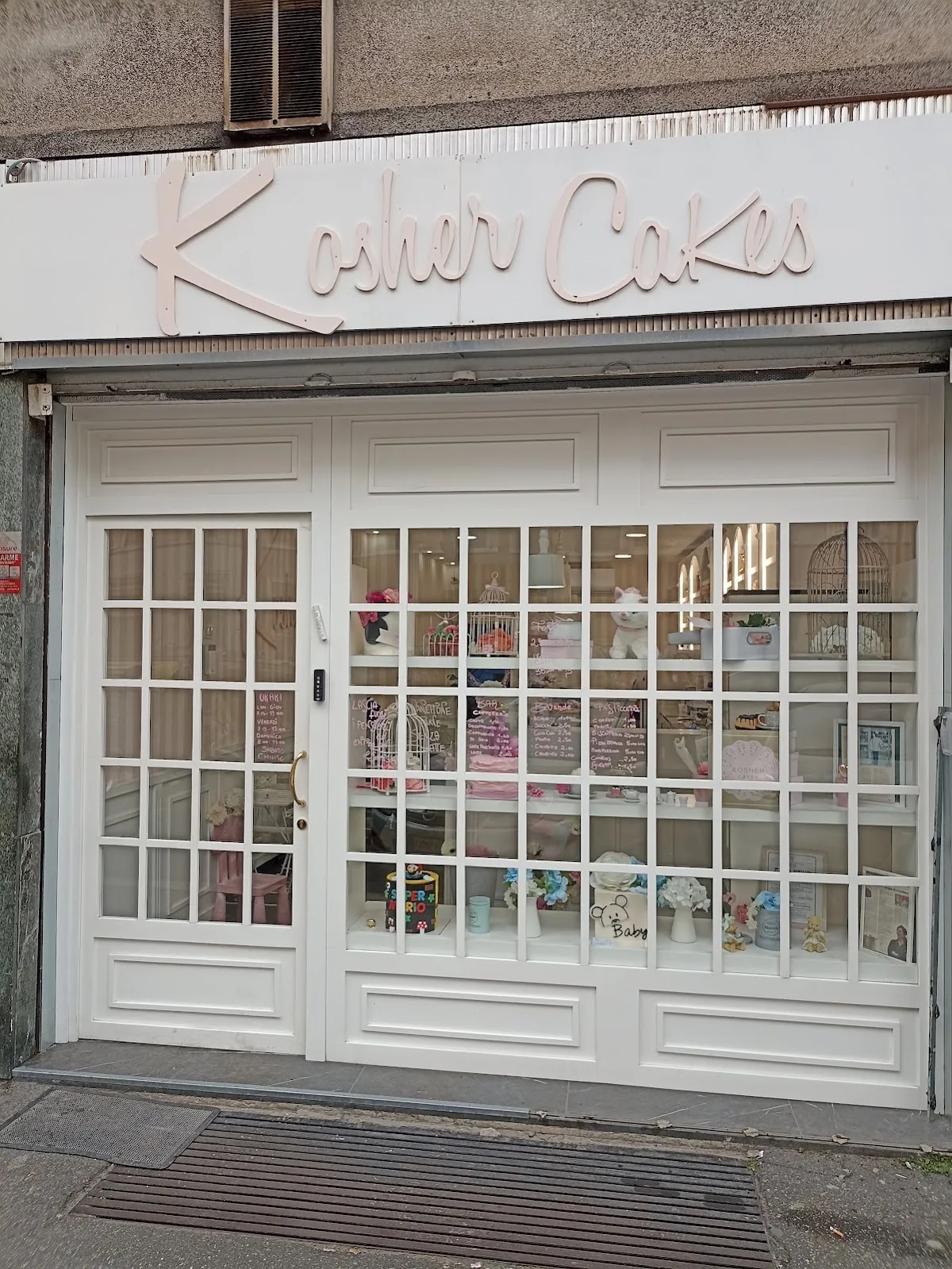 Kosher cakes