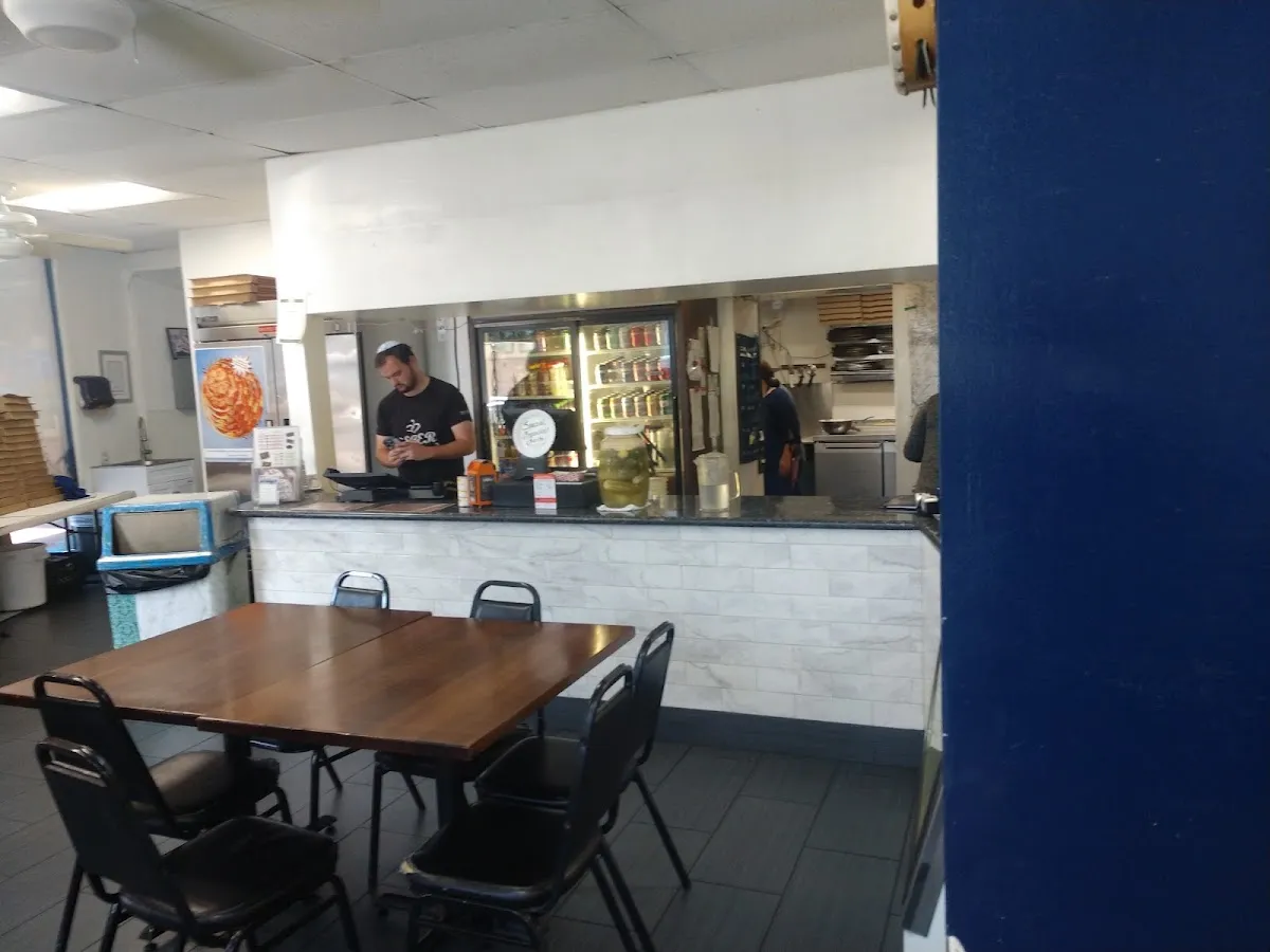 Kosher Pizza Station — foto 4