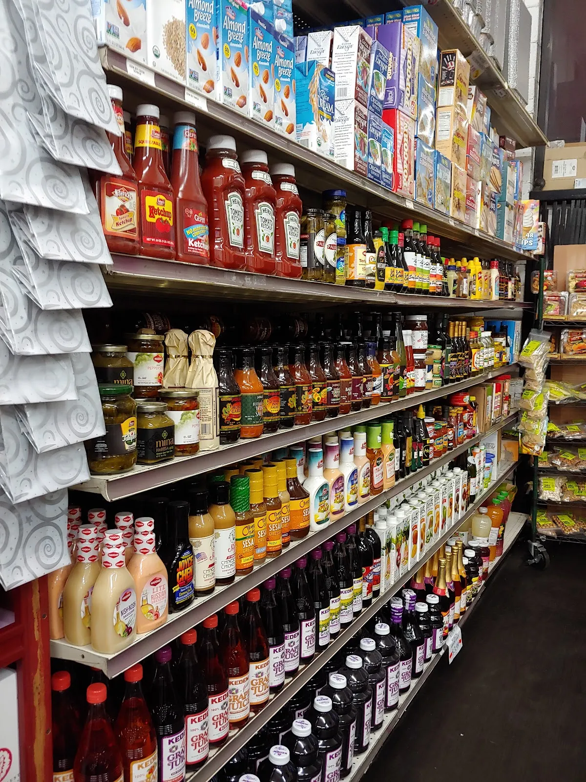 La Brea Kosher Market — photo 6