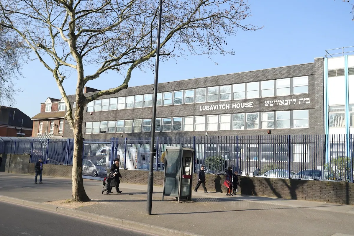 Lubavitch House (Chabad Lubavitch UK HQ)