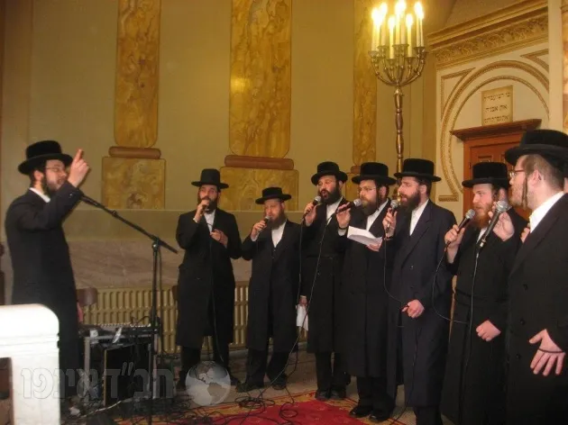 Machzikei Hadas Oosten Shul — foto 6