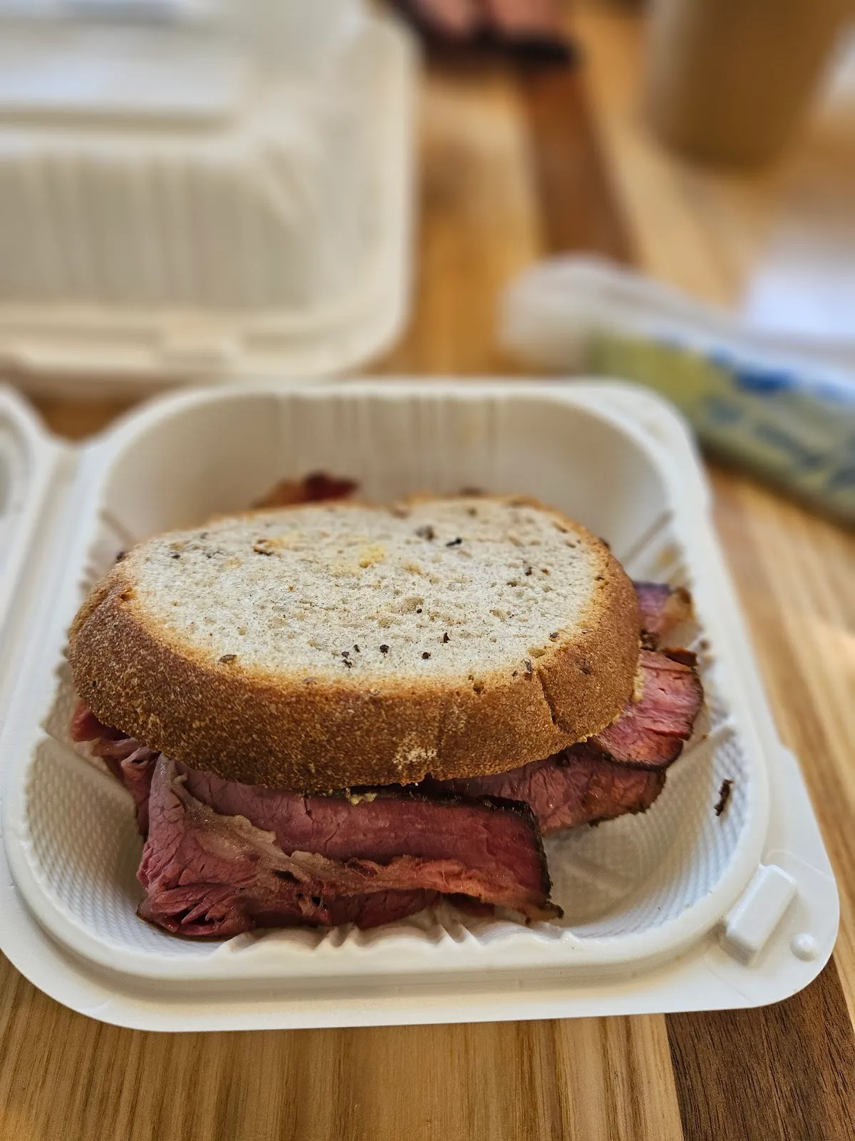 Maven’s Jr. Delicatessen — foto 2
