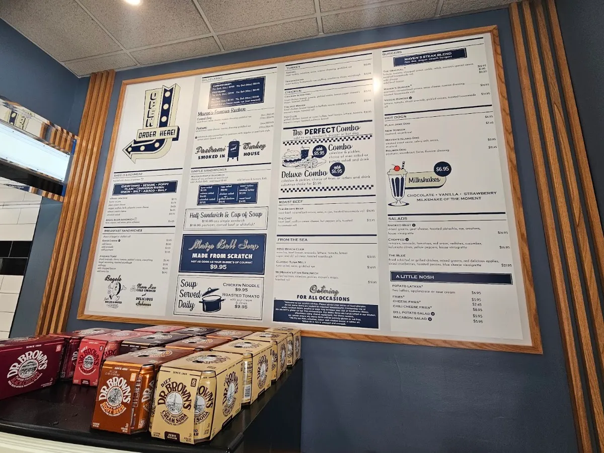Maven’s Jr. Delicatessen — foto 3