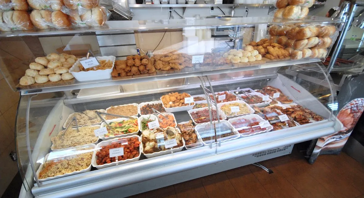 MEHUDAR MEATS - Butcher/Boucherie - Smoked Meat - Kosher Market - Delivery/Livraison - Traiteur/Caterer — photo 2