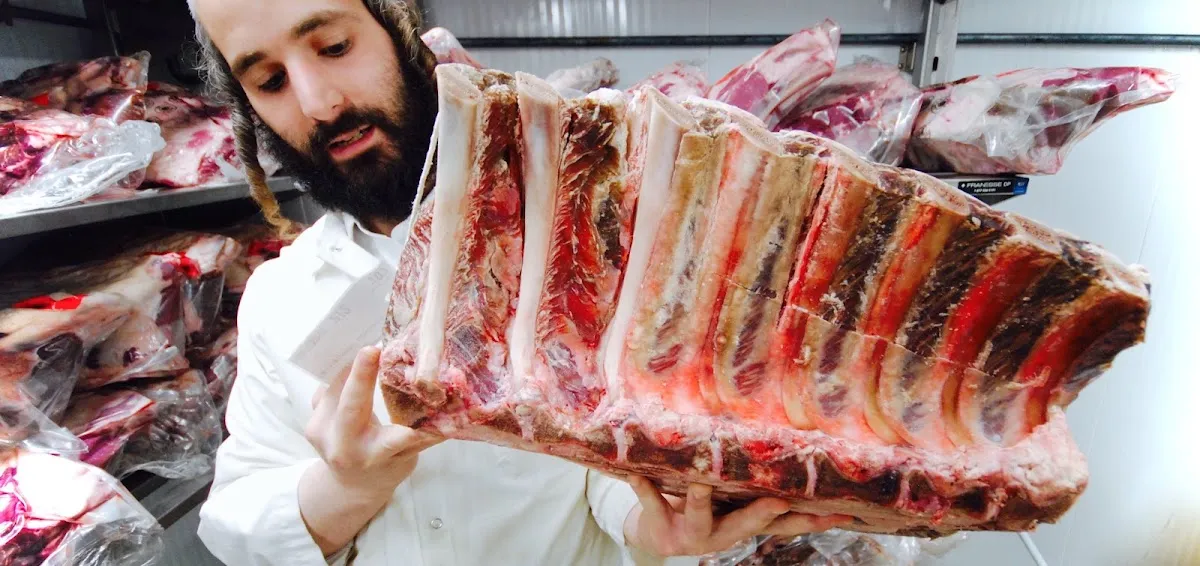 MEHUDAR MEATS - Butcher/Boucherie - Smoked Meat - Kosher Market - Delivery/Livraison - Traiteur/Caterer — photo 4