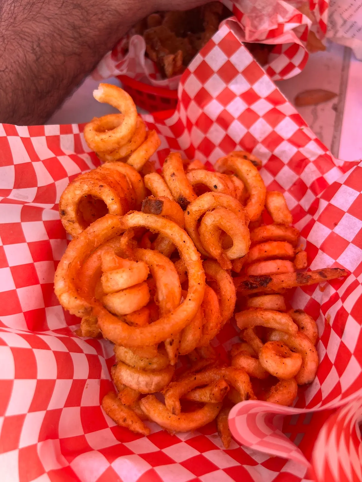 Melrose Burgers ‘N Fries Glatt Kosher Grill — foto 4