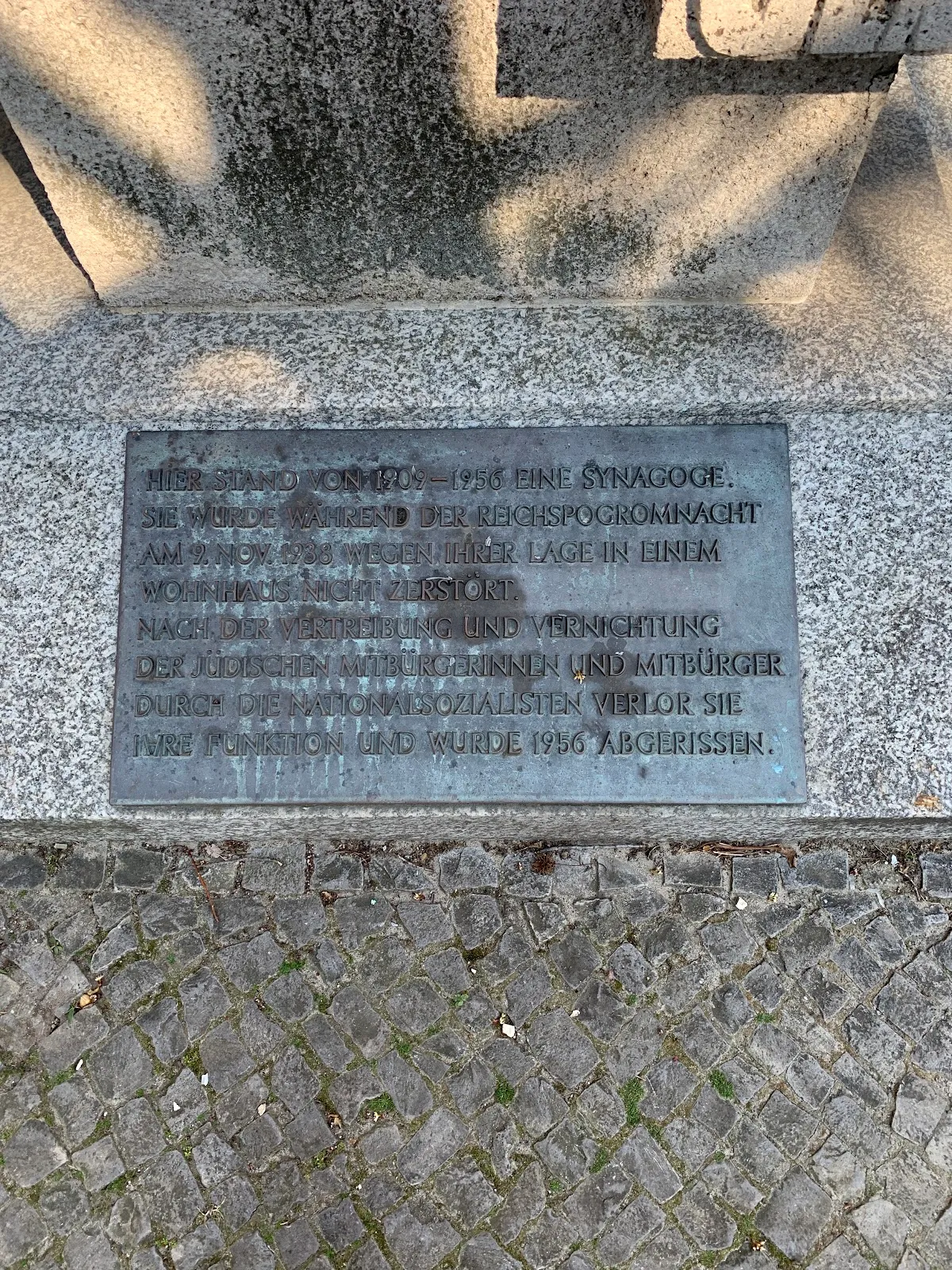Memorial to the Ruined Synagogue — foto 3