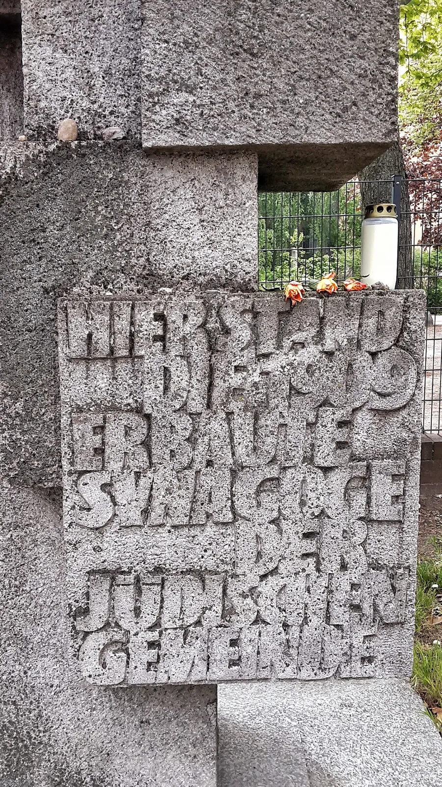 Memorial to the Ruined Synagogue — foto 5