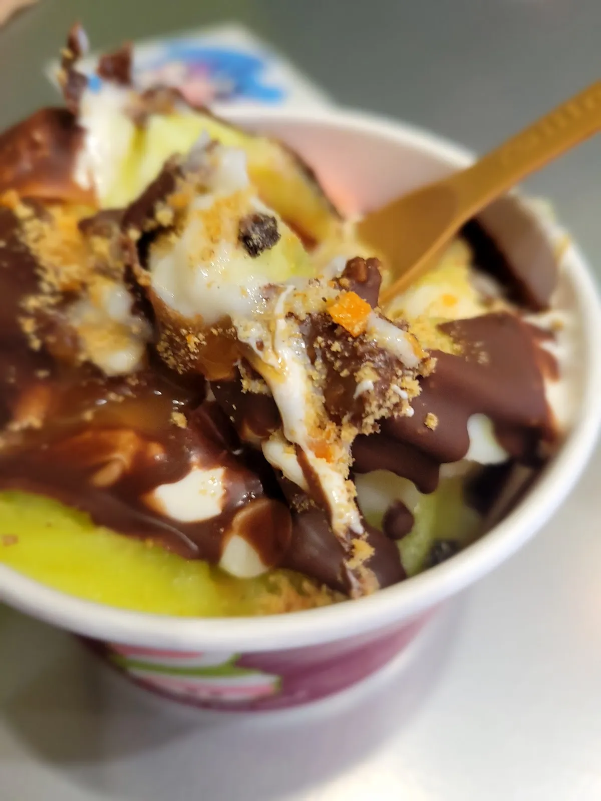 Menchie's Frozen Yogurt — photo 2
