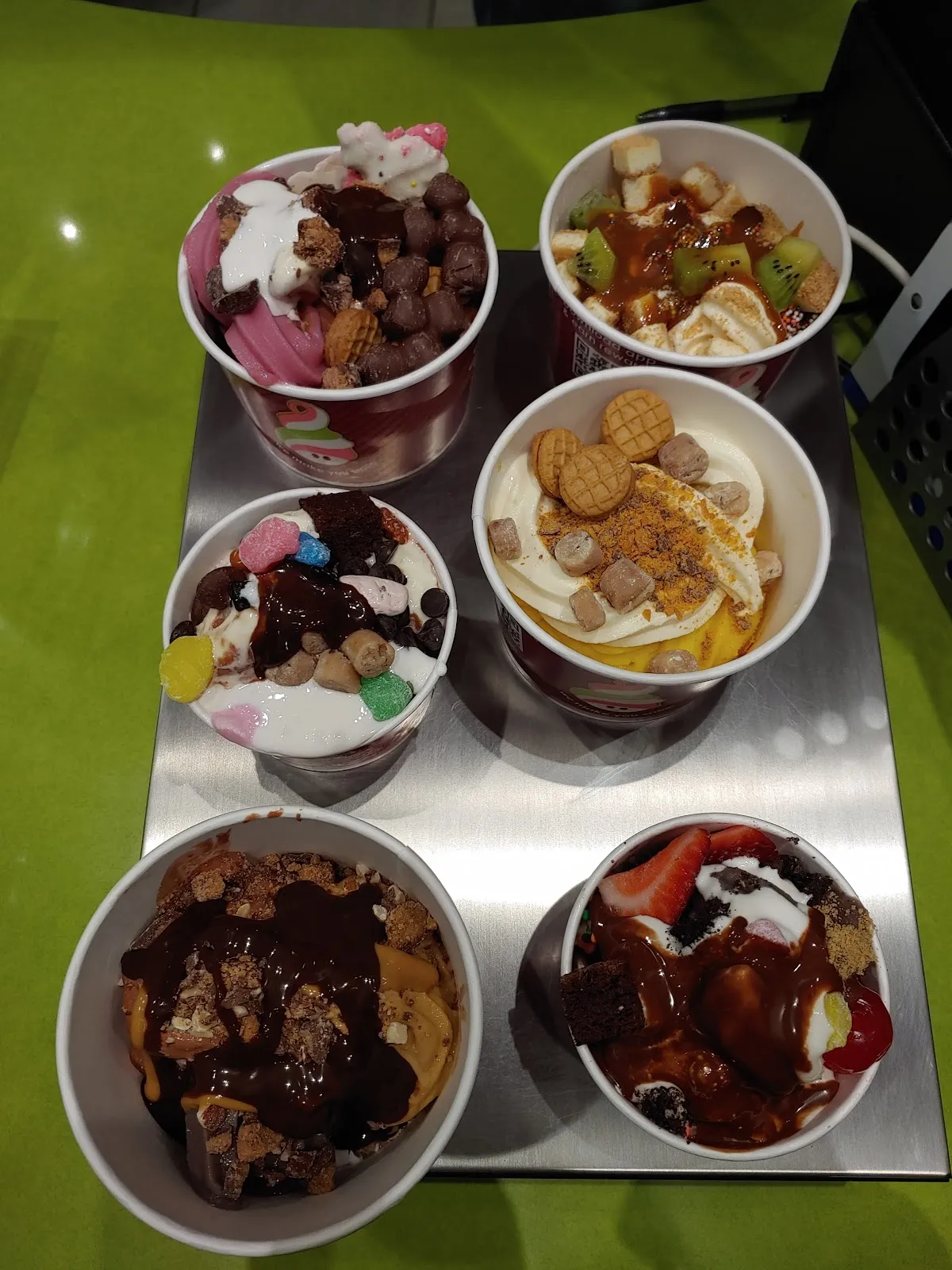 Menchie's Frozen Yogurt — photo 6