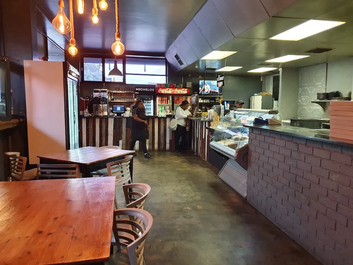 Michelo's Kosher Pizza Pasta