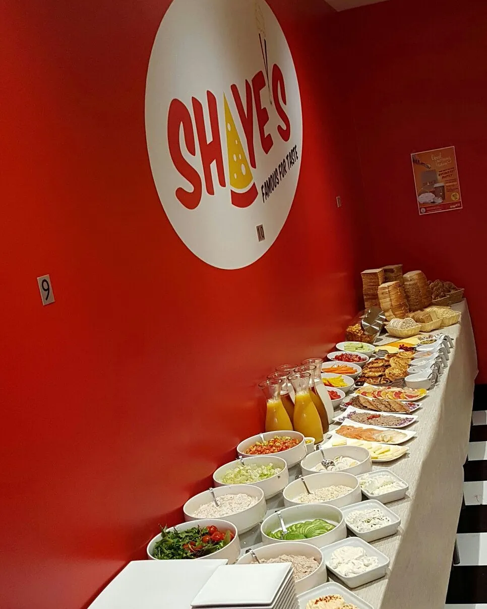 Milky bite (Shaye’s) Kosher Restaurant — photo 2