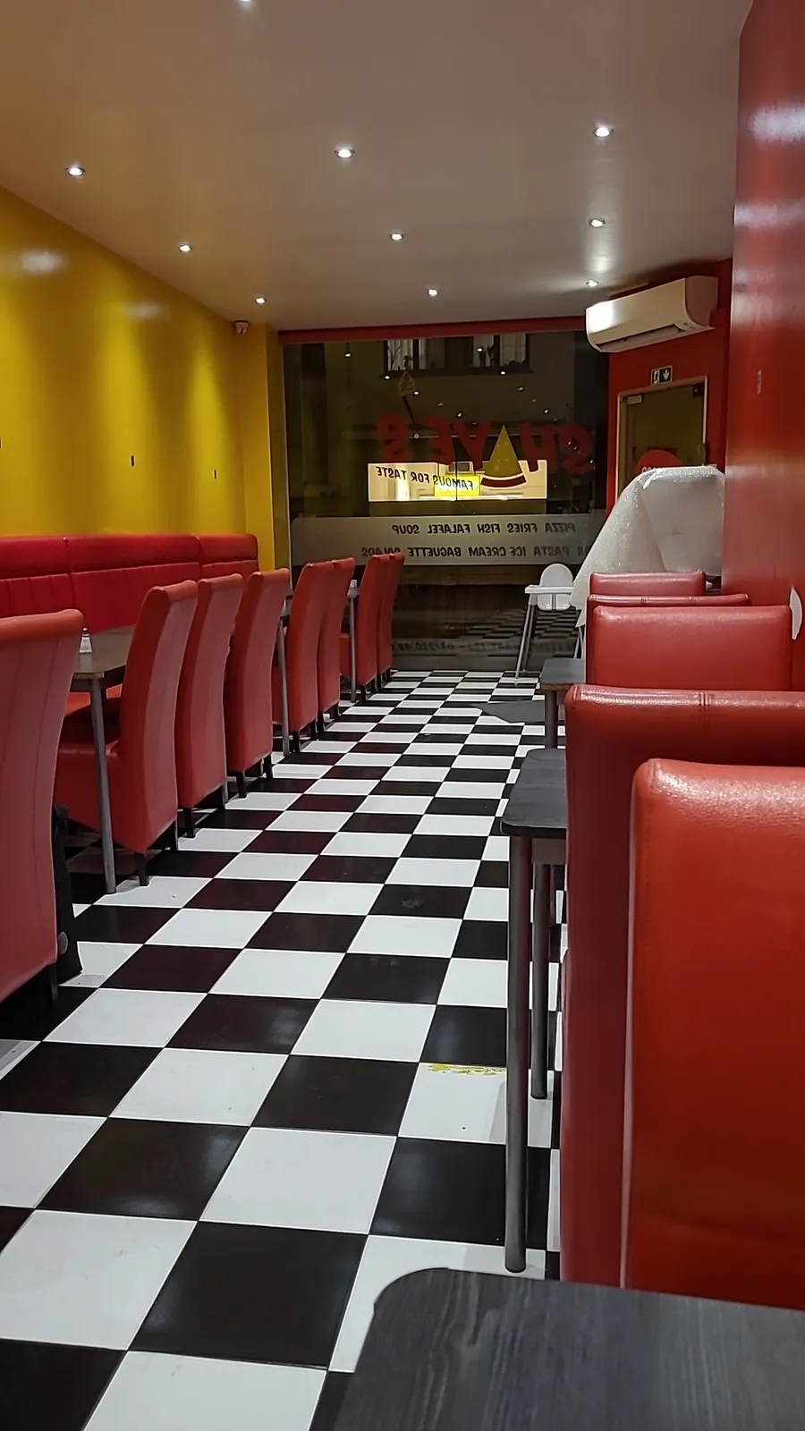 Milky bite (Shaye’s) Kosher Restaurant — photo 4