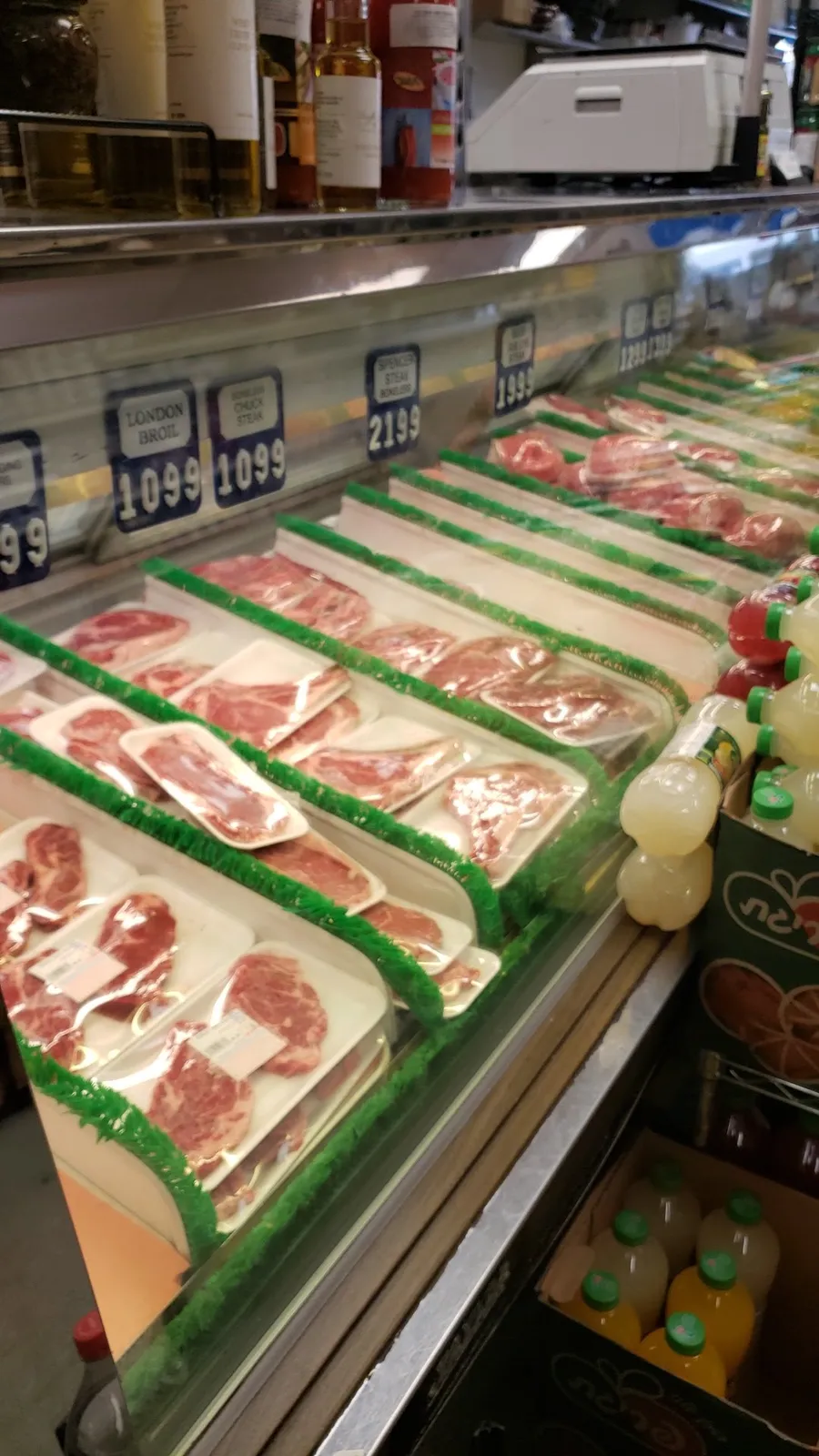 Mr Kosher Meat Market — foto 2