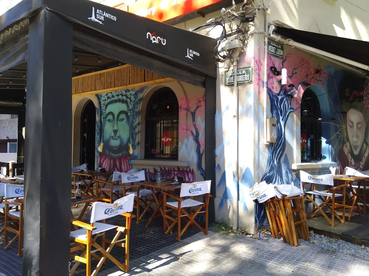 Naru Sushi Bar (lunes kosher)