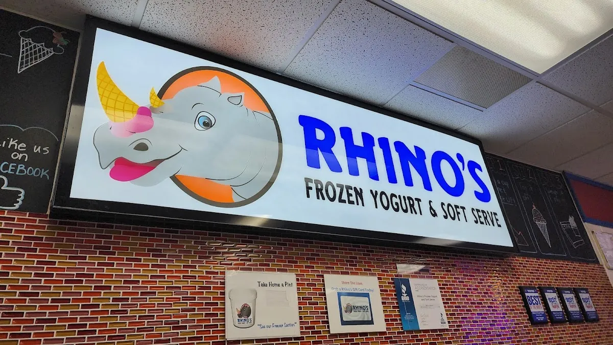 Rhino's Frozen Yogurt & Soft Serve — foto 4