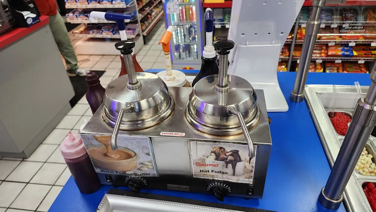 Rhino's Frozen Yogurt & Soft Serve — foto 6