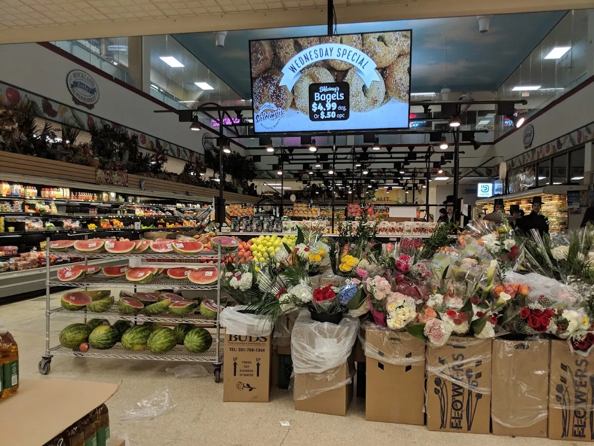 Rockland Kosher Supermarket — foto 3
