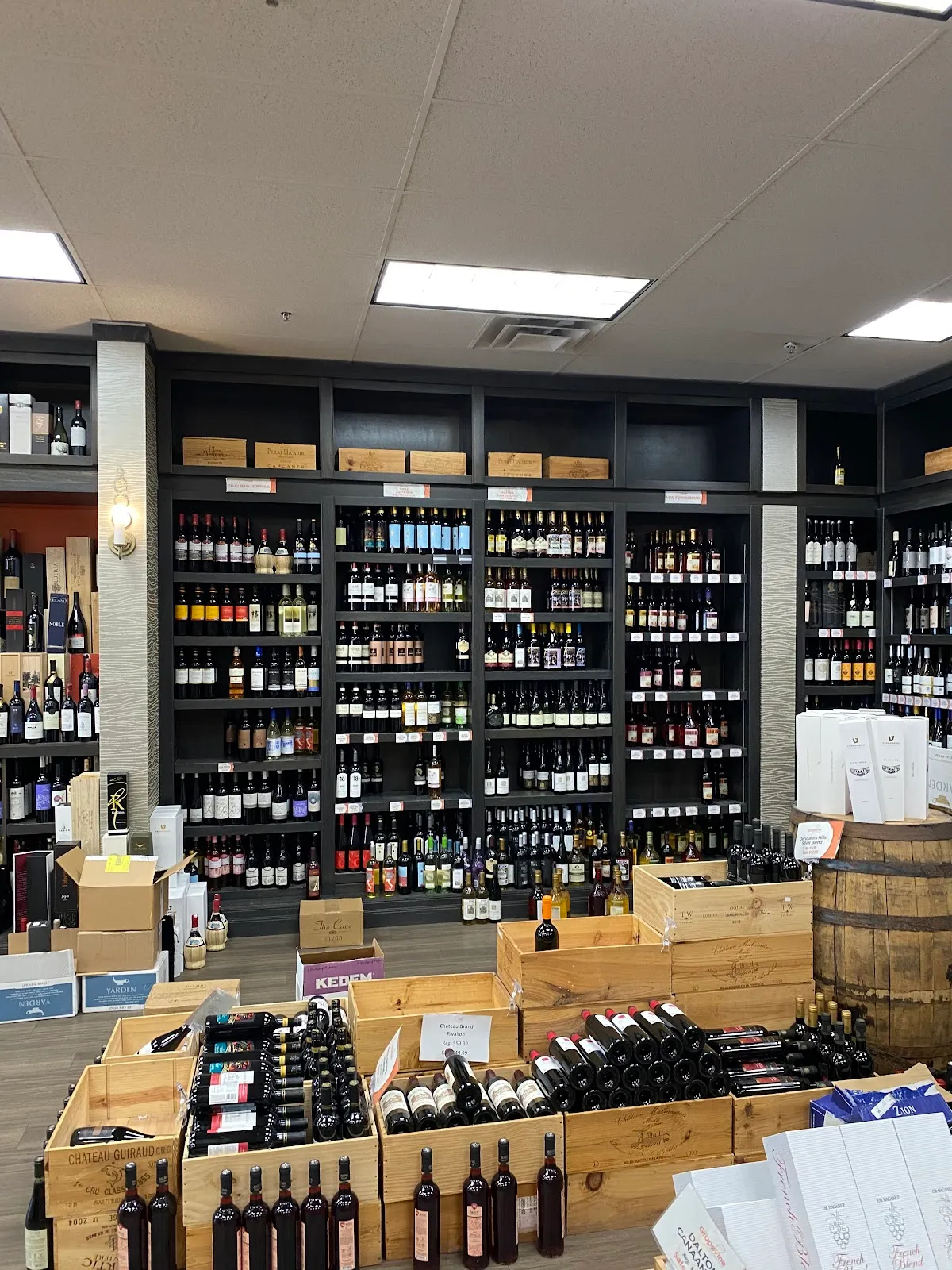 Rockland Kosher Wine and Liquor — foto 3