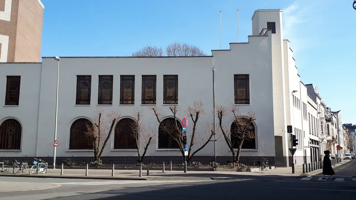 Romi Goldmuntz Synagoge - Shomre Hadas Synagogue - Van den nestlei Synagogue — foto 5